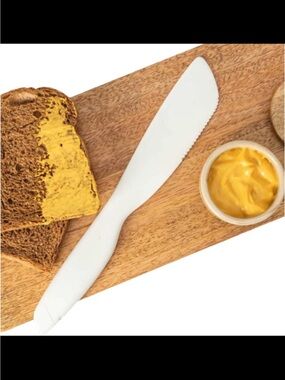 Tupperware sandwich spreaders serrated edge knife white